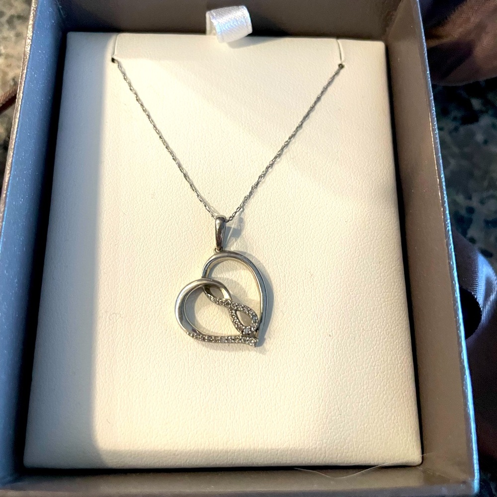 Michael Hill heart infinity necklace